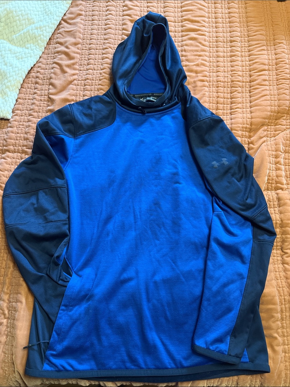 Under Armour women’s fitted Royal Blue and Navy Hooded Performance Pullover